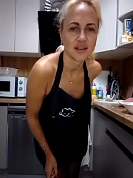 Snapshot of KissMiSveet chatting on 11/01/25, 02:55 KissMiSveet online show from 11/01/25, 02:55