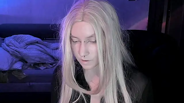 Akira-ivy online show from 02/10/26, 03:00