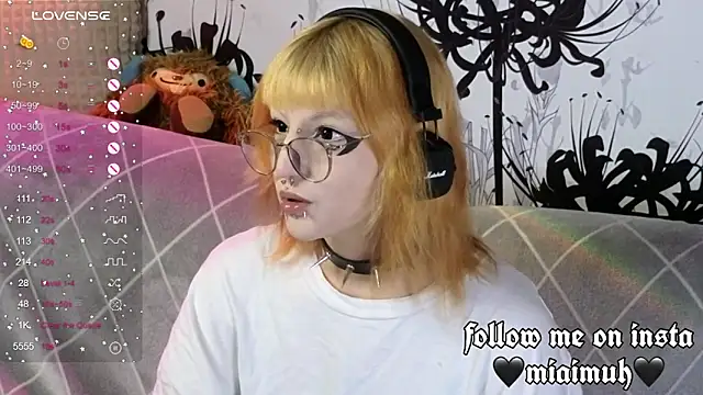Snapshot of mia__yui chatting on 09/09/25, 01:59 mia yui online show from 09/09/25, 01:59