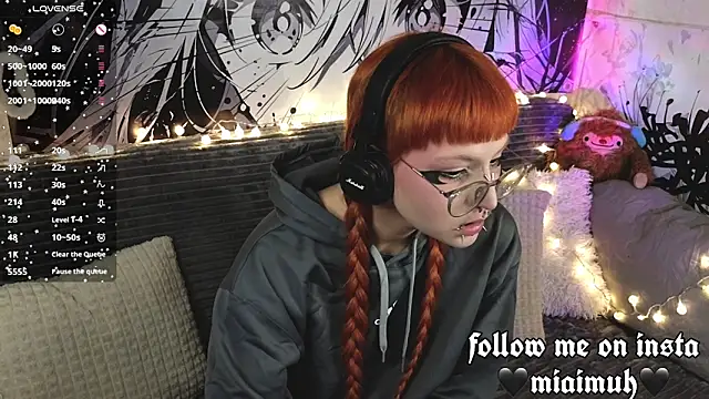 mia  yui online show from 02/16/26, 09:24