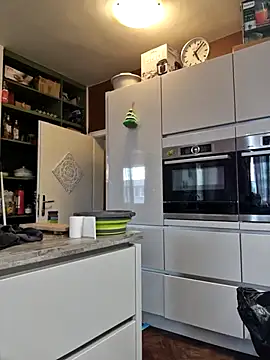 Alexandra knight online show from 01/15/26, 02:09