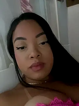 Snapshot of ninfa69_ chatting on 09/14/25, 08:42 ninfa69  online show from 09/14/25, 08:42