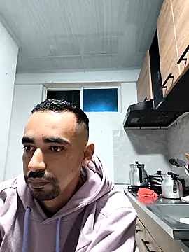 stivenlujan69 online show from 01/19/26, 12:58