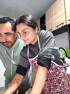 stivenlujan69 online show from 12/03/25, 01:06