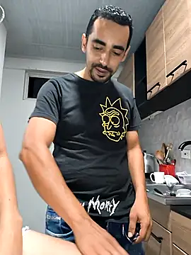 stivenlujan69 online show from 11/24/25, 02:22