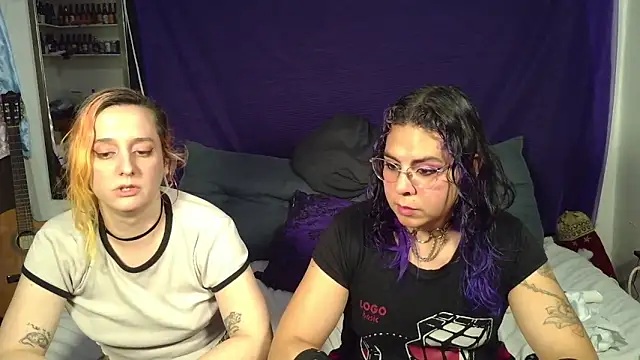 Snapshot of Alani_TransGirl chatting on 10/01/25, 10:35 Alani TransGirl online show from 10/01/25, 10:35