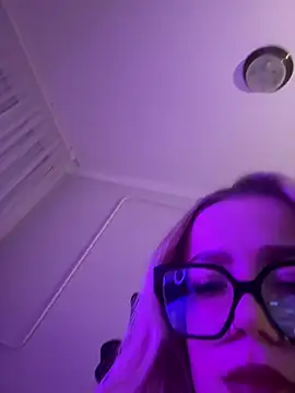 marnemzavar444 online show from 02/21/26, 12:12