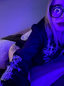 marnemzavar444 online show from 11/15/25, 09:30