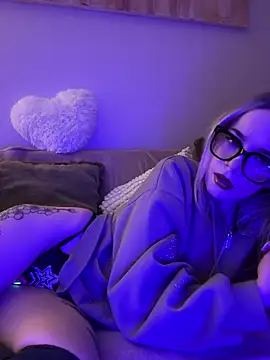 marnemzavar444 online show from 11/21/25, 09:36