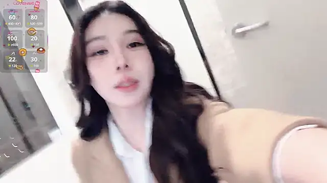 za-02605 online show from 10/28/25, 03:11