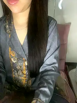 Snapshot of RubyBerry chatting on 11/07/25, 03:49 RubyBerry online show from 11/07/25, 03:49