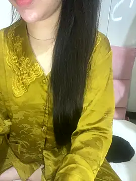 Snapshot of RubyBerry chatting on 11/30/25, 02:56 RubyBerry online show from 11/30/25, 02:56