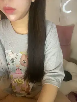 Snapshot of RubyBerry chatting on 11/09/25, 02:59 RubyBerry online show from 11/09/25, 02:59