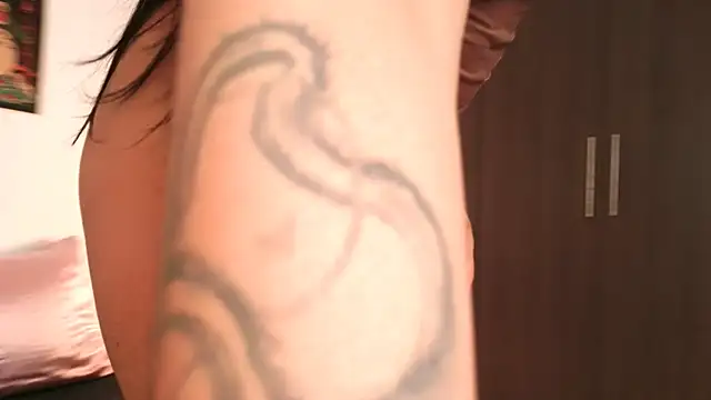 Aurorabeck  online show from 02/02/26, 03:27