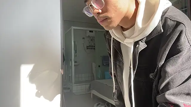 cily online show from 12/05/25, 04:55