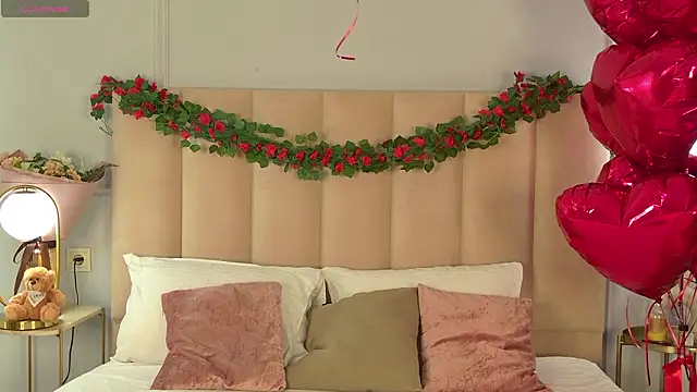 AdoraCortes online show from 02/22/26, 05:10