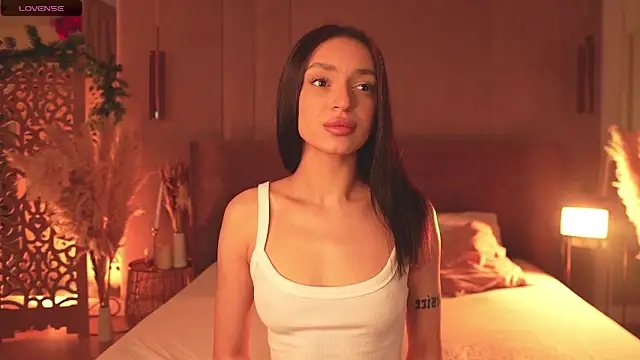 AdoraCortes online show from 03/07/26, 05:03