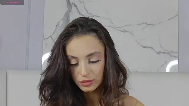 AdoraCortes online show from 09/24/25, 05:03