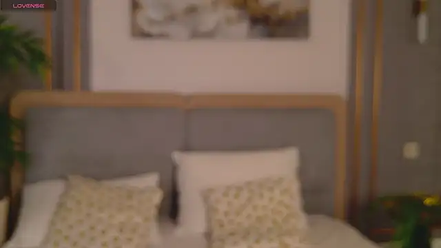 AdoraCortes online show from 06/08/26, 05:08