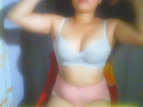 Katie Winslet online show from 04/17/26, 12:24