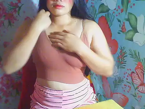 Snapshot of Katie_Winslet chatting on 01/17/26, 12:04 Katie Winslet online show from 01/17/26, 12:04