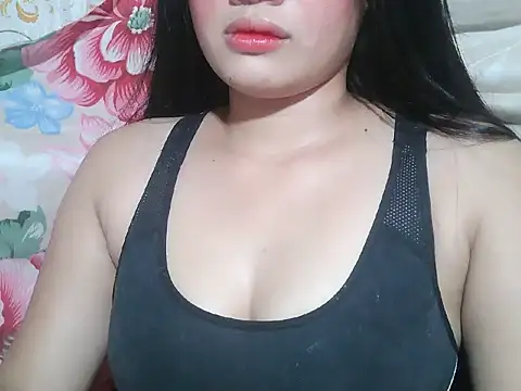 Katie Winslet online show from 11/16/25, 10:46