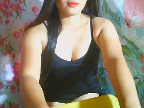 Snapshot of Katie_Winslet chatting on 02/15/26, 07:51 Katie Winslet online show from 02/15/26, 07:51