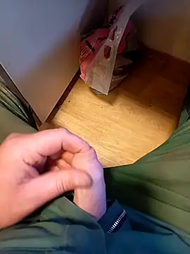 fickfreund019 online show from 04/17/26, 04:15