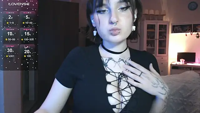 rubby hanna online show from 11/05/25, 02:14