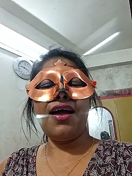 SIMIHOT online show from 10/30/25, 03:42