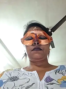 SIMIHOT online show from 12/05/25, 10:03