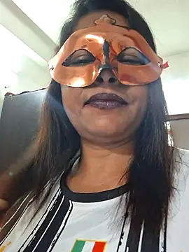 SIMIHOT online show from 11/12/25, 09:13