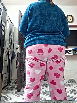 SIMIHOT online show from 01/07/26, 10:42