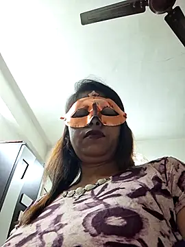 SIMIHOT online show from 12/19/25, 03:25