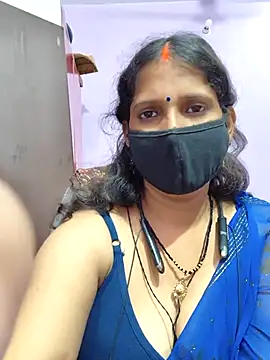 Snapshot of Sonalihot_ chatting on 04/18/26, 06:10 Sonalihot online show from 04/18/26, 06:10