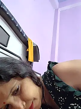 Snapshot of Sonalihot_ chatting on 07/08/26, 03:30 Sonalihot online show from 07/08/26, 03:30