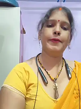 Snapshot of Sonalihot_ chatting on 05/17/26, 09:09 Sonalihot online show from 05/17/26, 09:09