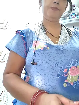 Snapshot of Sonalihot_ chatting on 05/02/26, 02:39 Sonalihot online show from 05/02/26, 02:39