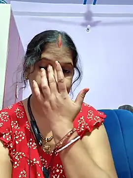 Snapshot of Sonalihot_ chatting on 05/28/26, 08:33 Sonalihot online show from 05/28/26, 08:33