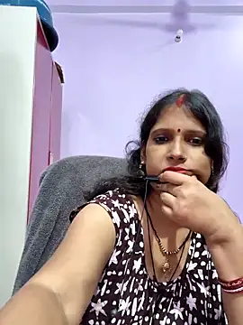 Snapshot of Sonalihot_ chatting on 04/30/26, 08:05 Sonalihot online show from 04/30/26, 08:05