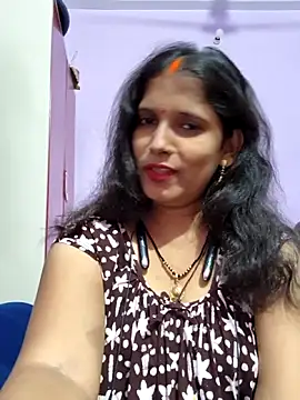 Snapshot of Sonalihot_ chatting on 06/01/26, 10:37 Sonalihot online show from 06/01/26, 10:37