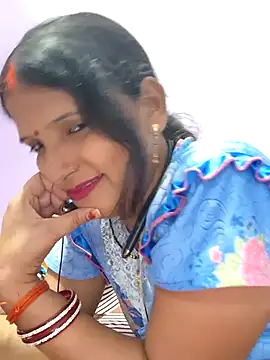 Snapshot of Sonalihot_ chatting on 04/17/26, 10:18 Sonalihot online show from 04/17/26, 10:18