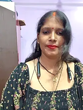 Snapshot of Sonalihot_ chatting on 04/21/26, 06:47 Sonalihot online show from 04/21/26, 06:47