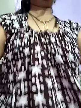 Snapshot of Sonalihot_ chatting on 05/02/26, 05:29 Sonalihot online show from 05/02/26, 05:29