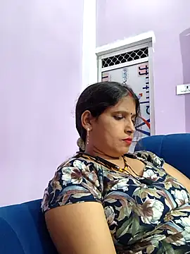 Snapshot of Sonalihot_ chatting on 05/22/26, 10:46 Sonalihot online show from 05/22/26, 10:46