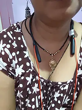 Snapshot of Sonalihot_ chatting on 07/09/26, 10:26 Sonalihot online show from 07/09/26, 10:26