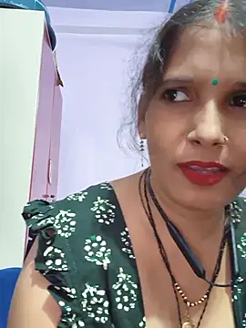 Snapshot of Sonalihot_ chatting on 06/15/26, 09:20 Sonalihot online show from 06/15/26, 09:20