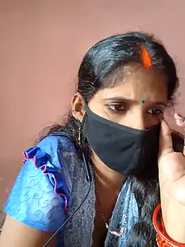 Sonalihot  online show from 10/31/25, 07:49