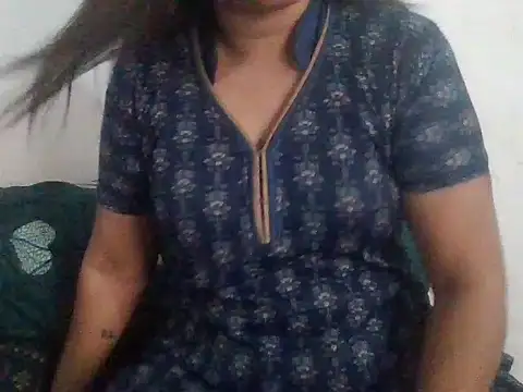 Snapshot of Arohi_sonni chatting on 03/24/26, 08:31 Arohi sonni online show from 03/24/26, 08:31