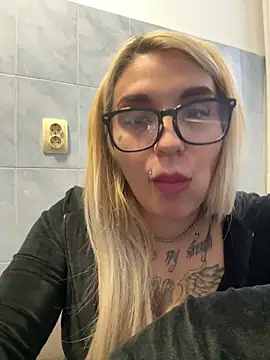 Princess-Jasmine07 online show from 02/03/26, 12:21